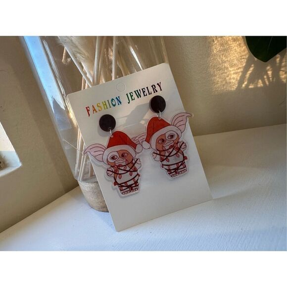 Gremlin Christmas Dangle Drop Earrings New - Picture 1 of 1